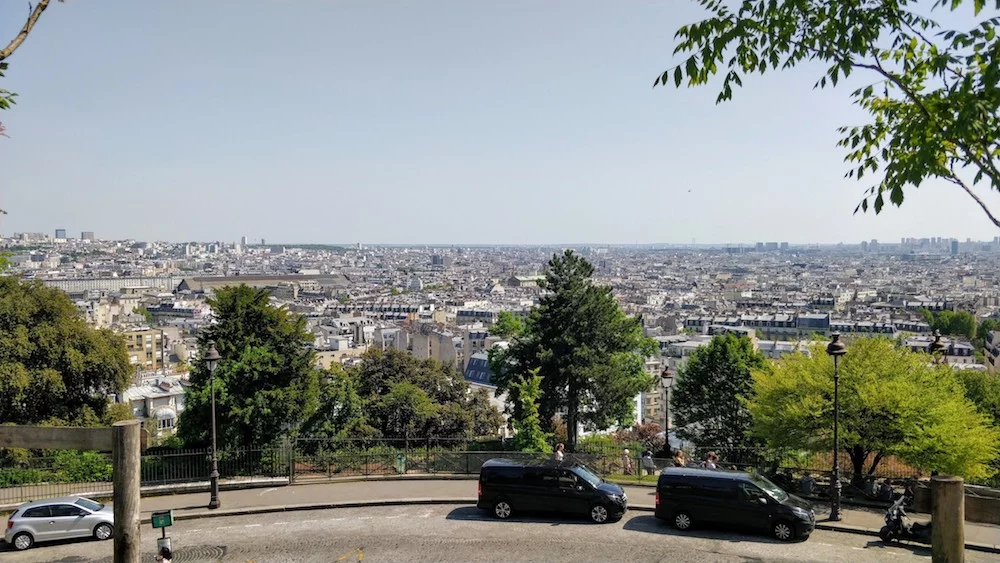 Вигляд на Париж з Монмартру